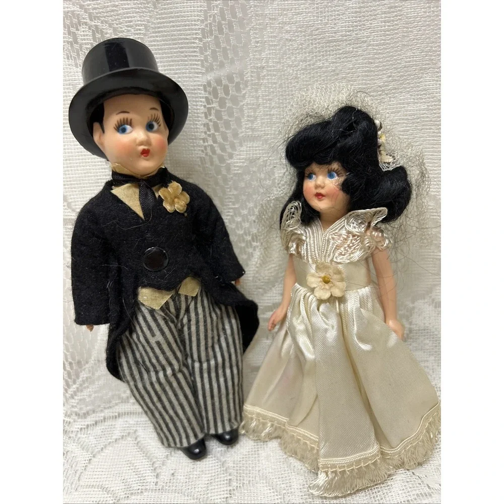 CUTE 1940'S 50'S Bride & Groom Dolls Wedding Cake Toppers Arms Move Hard Plastic